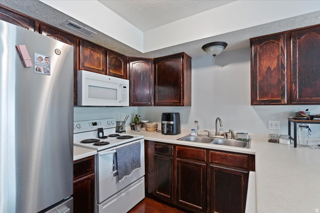 938 N 1125 W Layton, UT 84041