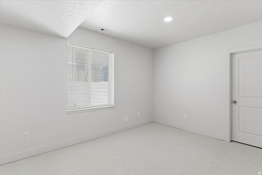 1306 E TALBOT DR Kaysville, UT 84037