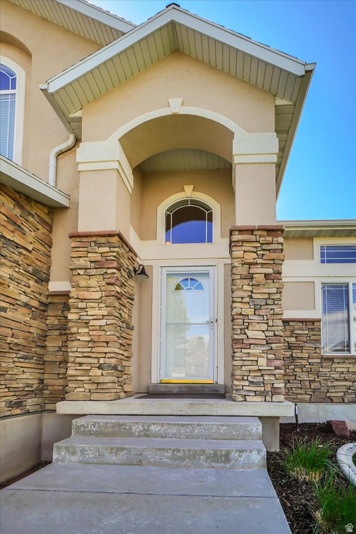 5647 W RED NARROWS DR West Jordan, UT 84081