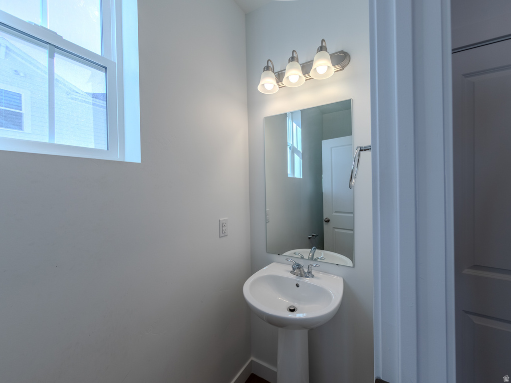 6654 W SKIP ROCK RD South Jordan, UT 84009