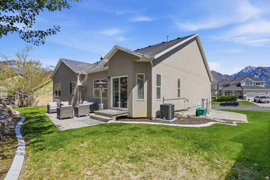 11991 N ITHICA DR Highland, UT 84003