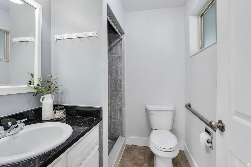 1327 N MAIN ST Farmington, UT 84025