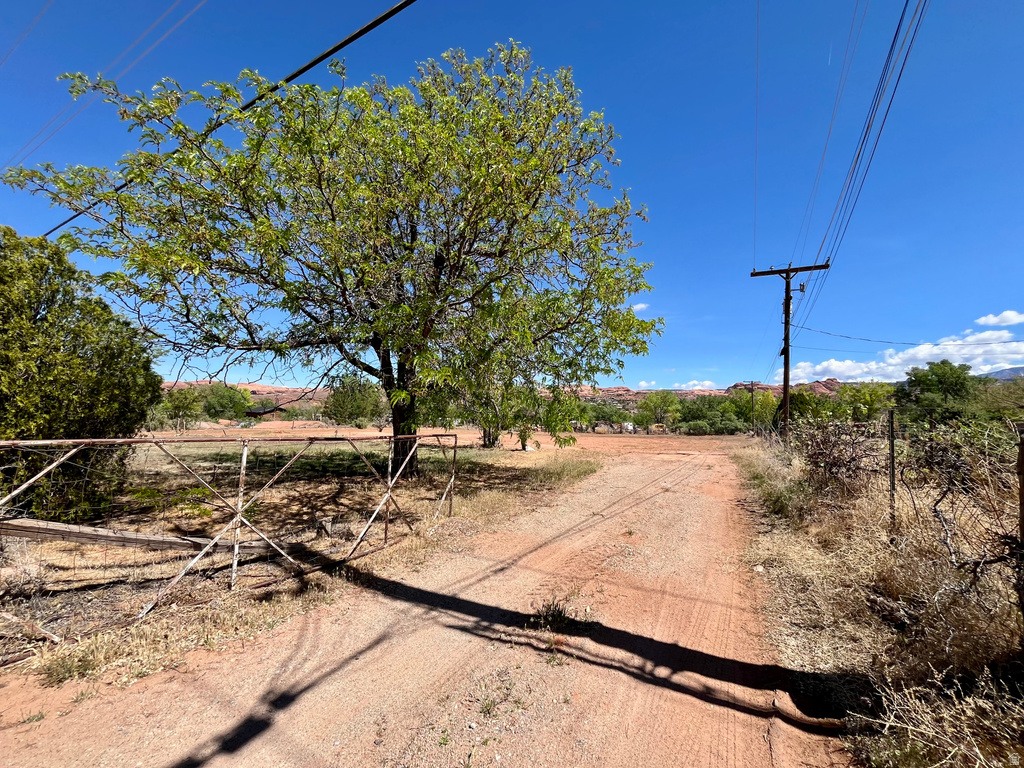 2381 S SPANISH VALLEY DR Moab, UT 84532