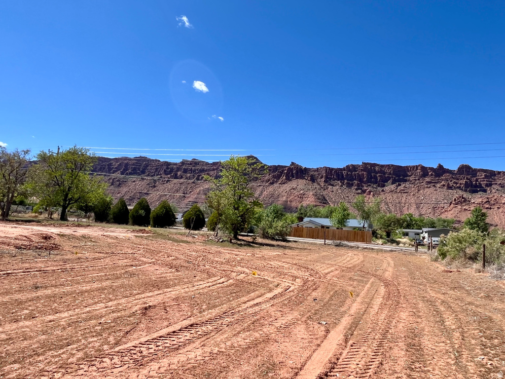 2381 S SPANISH VALLEY DR Moab, UT 84532