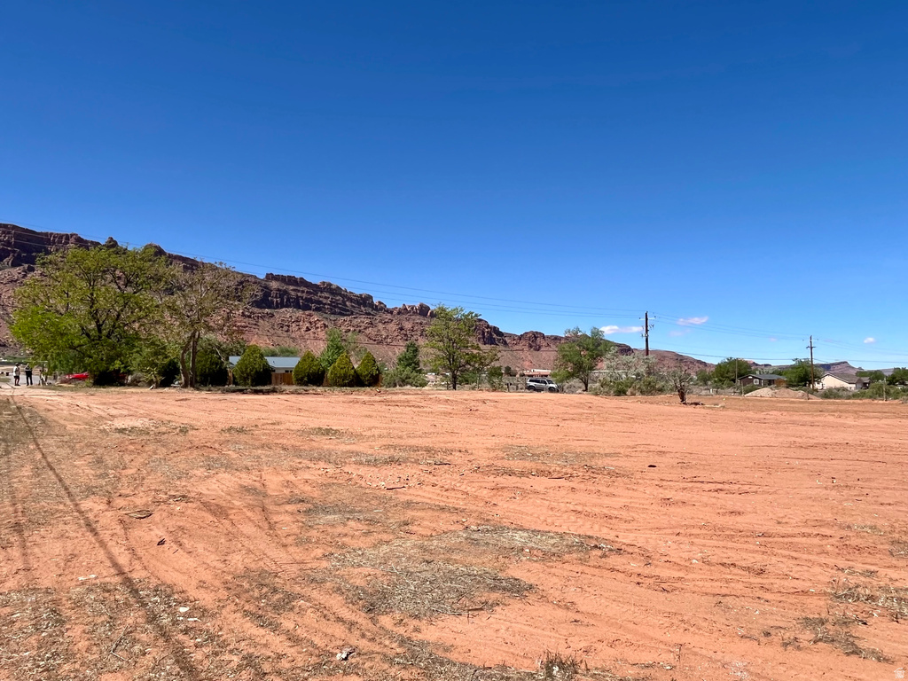 2381 S SPANISH VALLEY DR Moab, UT 84532