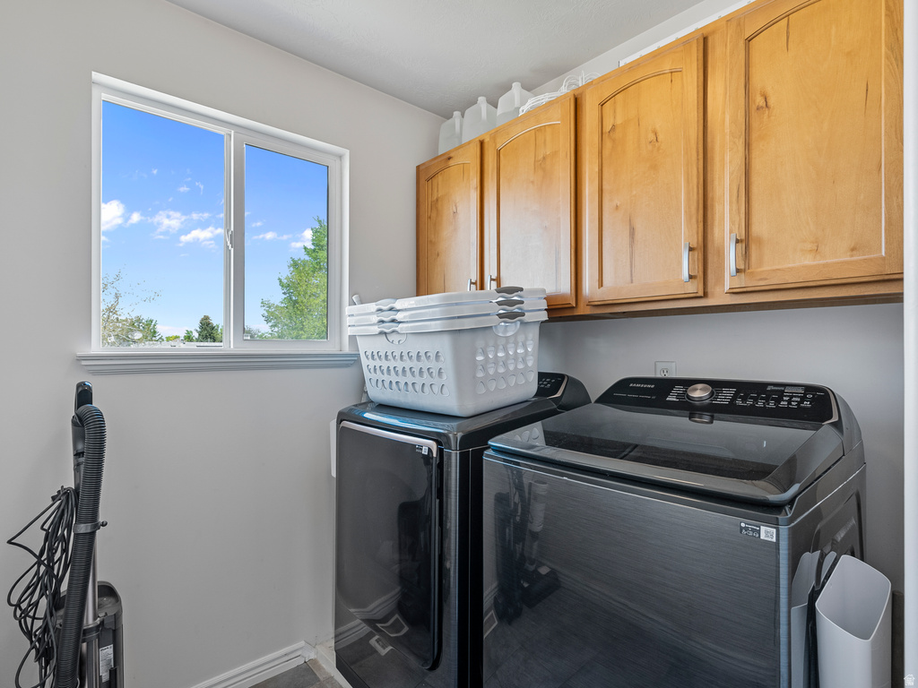 4584 BULL MOOSE CT West Jordan, UT 84088