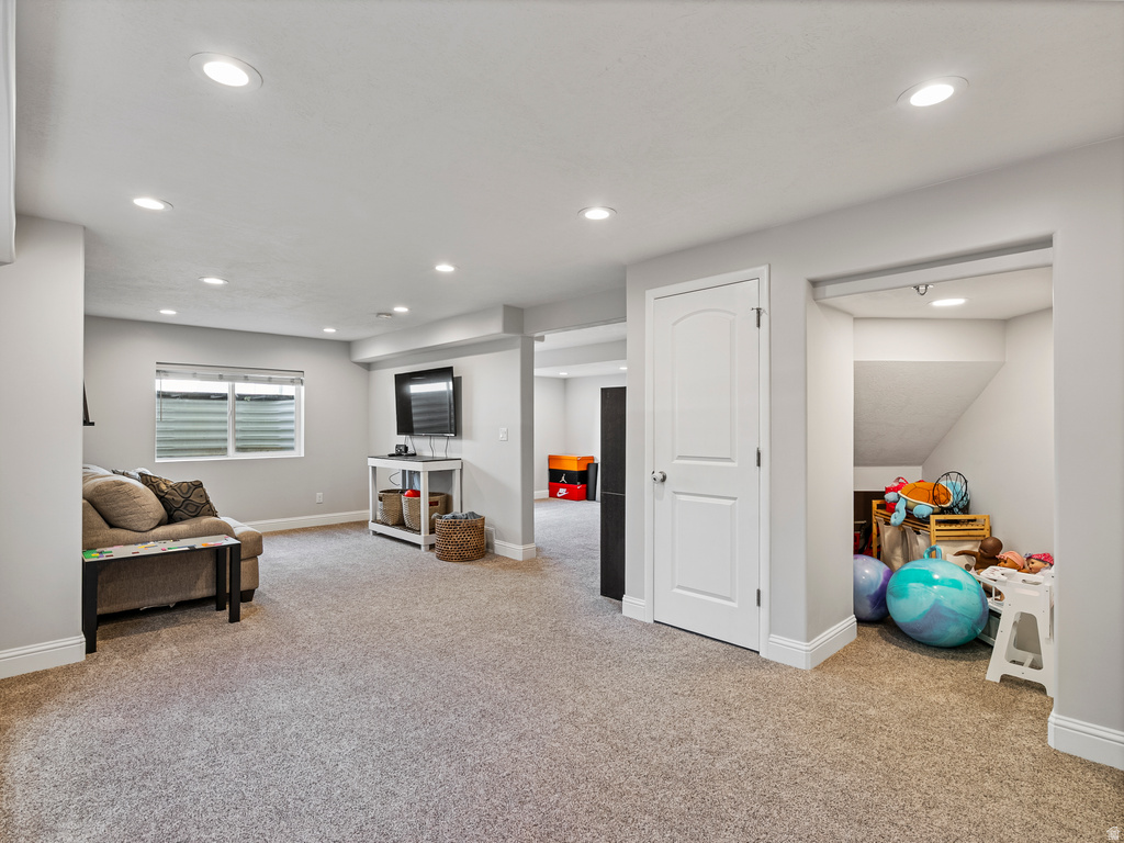 4584 BULL MOOSE CT West Jordan, UT 84088