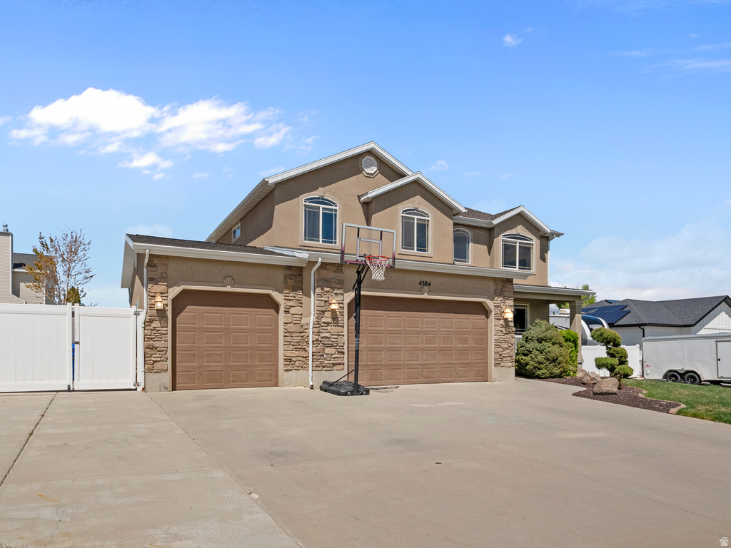 4584 BULL MOOSE CT West Jordan, UT 84088