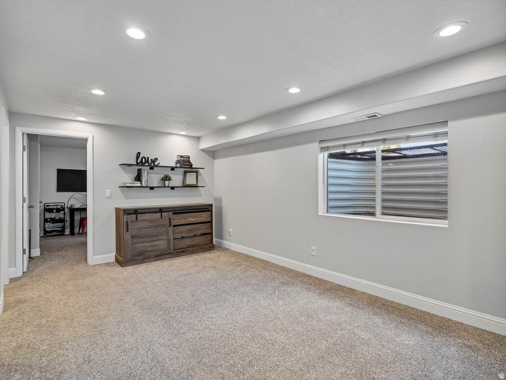 4584 BULL MOOSE CT West Jordan, UT 84088