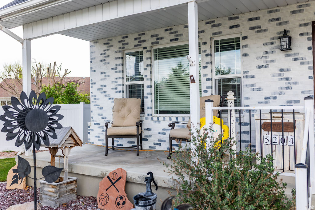 5204 S BRIGHT MORNING CIR Taylorsville, UT 84123