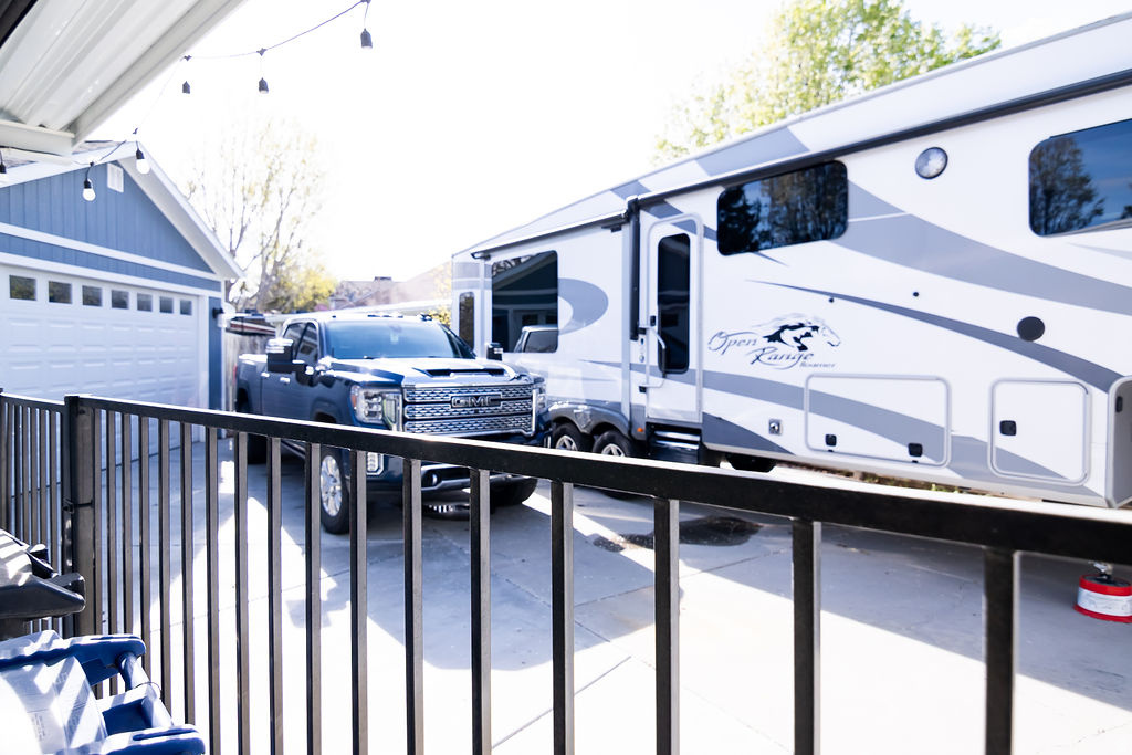 5204 S BRIGHT MORNING CIR Taylorsville, UT 84123