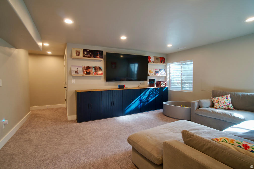 6188 W SUGARCANE DR West Jordan, UT 84088