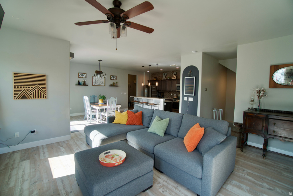 6188 W SUGARCANE DR West Jordan, UT 84088