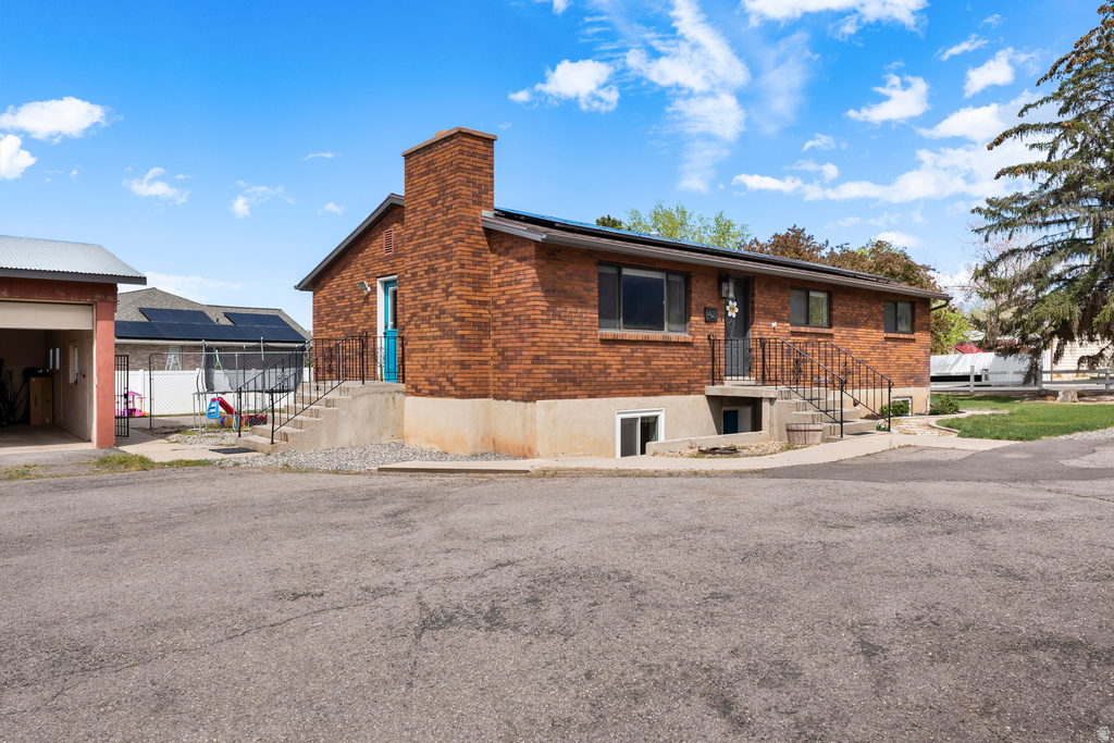 421 N 500 W Santaquin, UT 84655