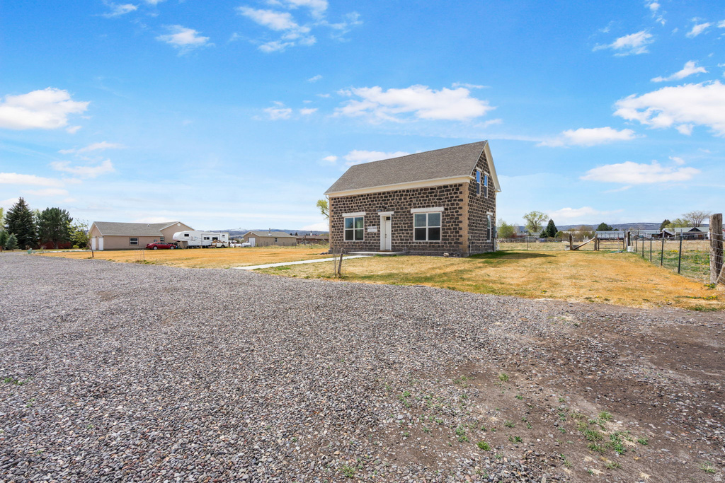 275 N 200 E Loa, UT 84747