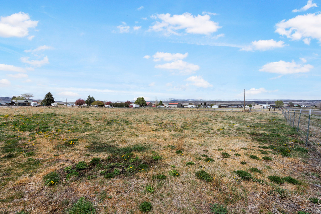 275 N 200 E Loa, UT 84747