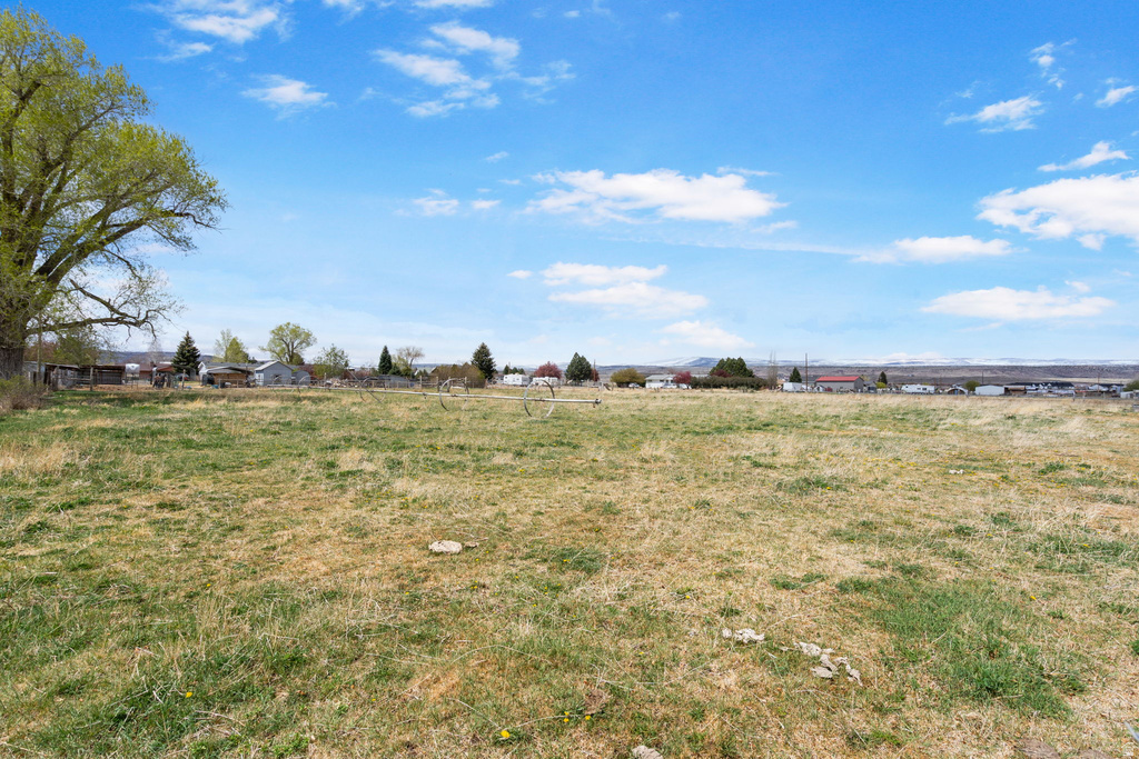 275 N 200 E Loa, UT 84747