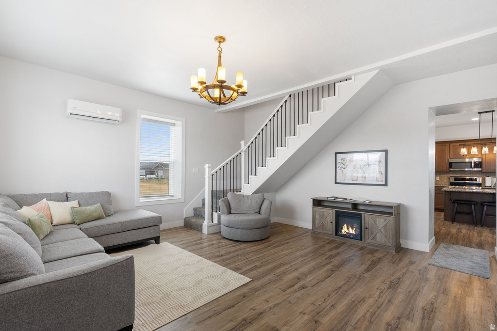 275 N 200 E Loa, UT 84747