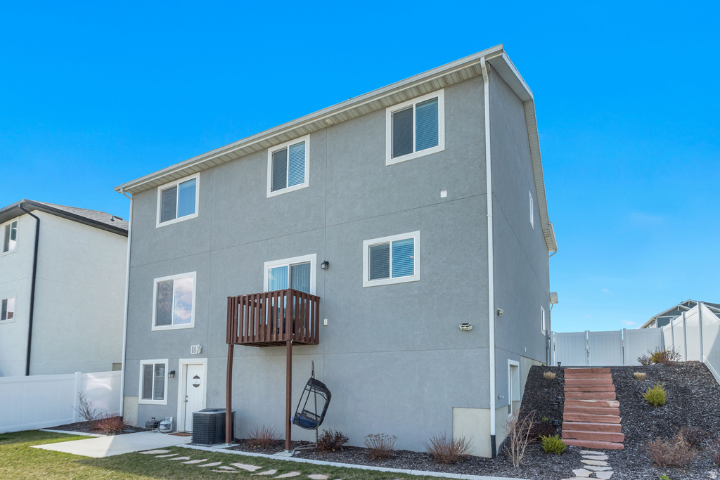 7194 N SILVER CREEK WAY Eagle Mountain, UT 84005