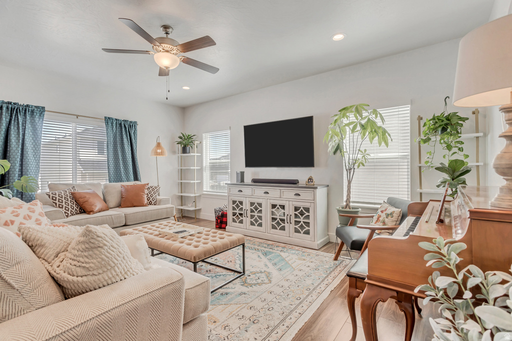 7194 N SILVER CREEK WAY Eagle Mountain, UT 84005