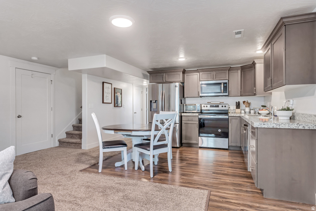 7194 N SILVER CREEK WAY Eagle Mountain, UT 84005