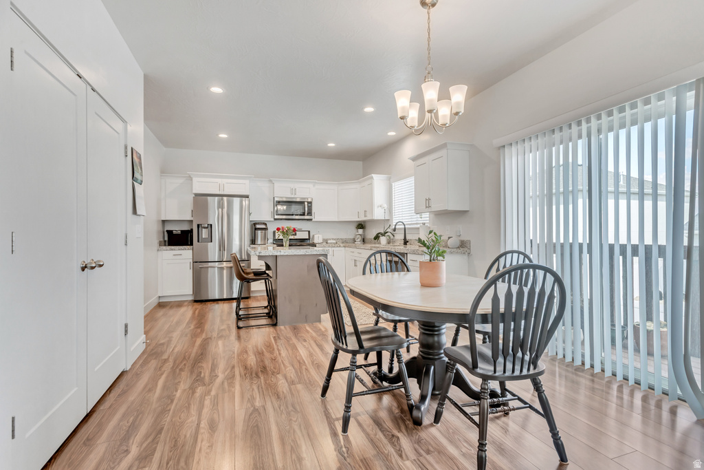 7194 N SILVER CREEK WAY Eagle Mountain, UT 84005