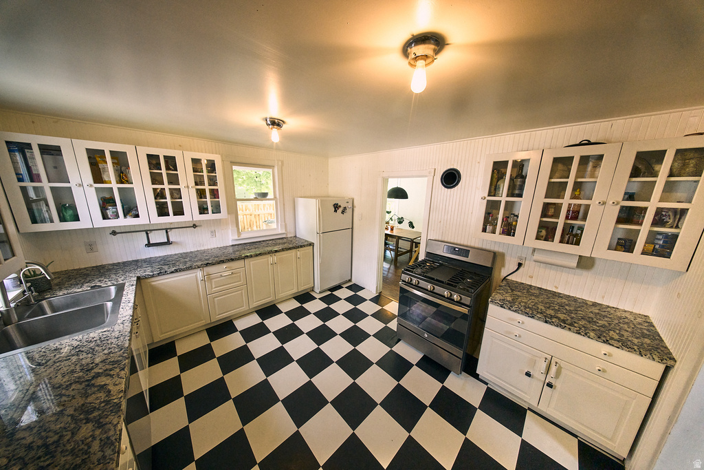 1463 S EDISON ST Salt Lake City, UT 84115