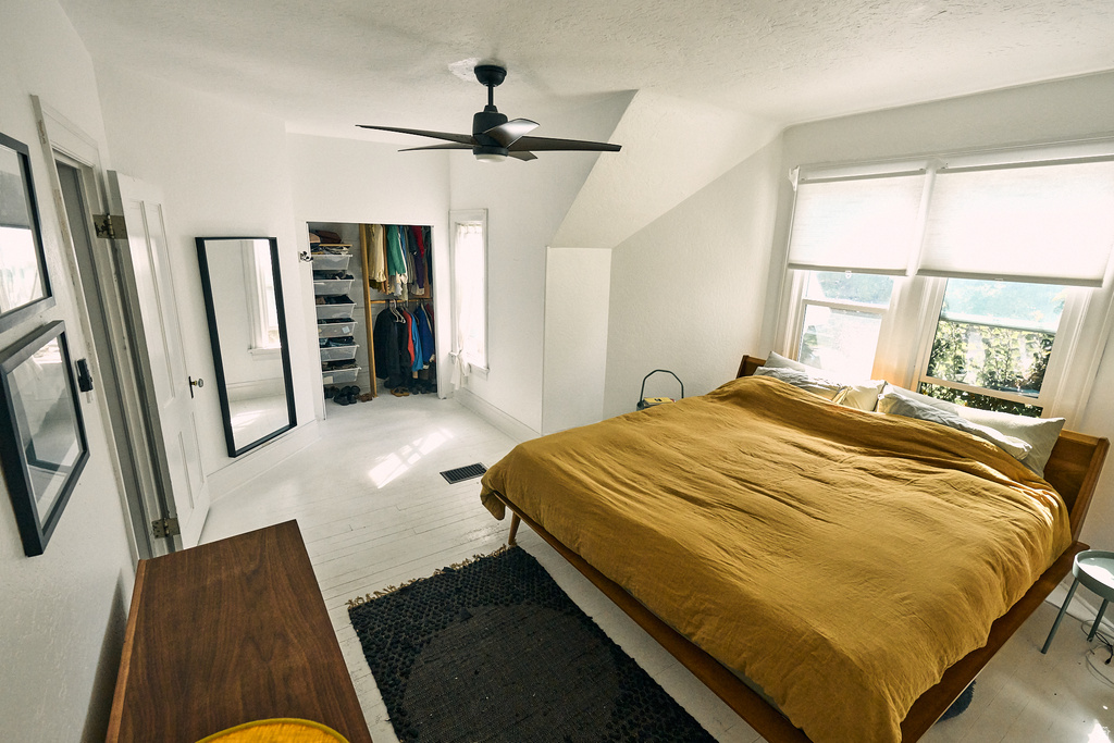 1463 S EDISON ST Salt Lake City, UT 84115