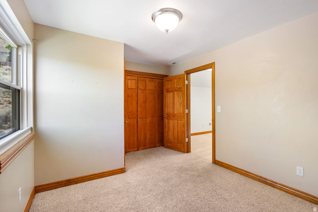 9476 N AVANYU DR Cedar Hills, UT 84062