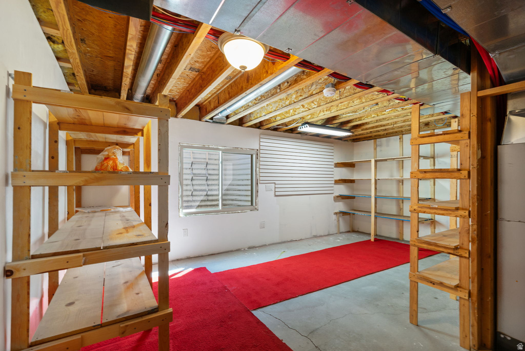 9476 N AVANYU DR Cedar Hills, UT 84062