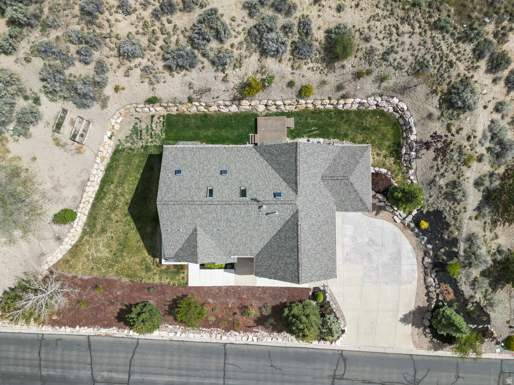 9476 N AVANYU DR Cedar Hills, UT 84062