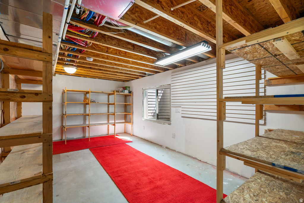 9476 N AVANYU DR Cedar Hills, UT 84062