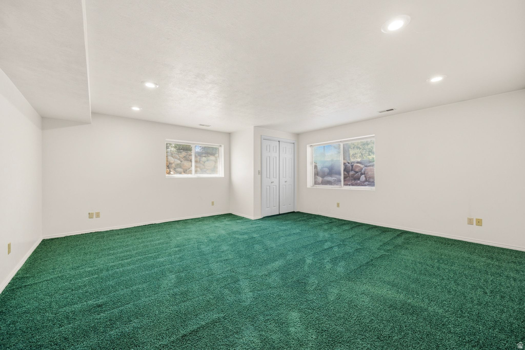 8506 S WILLOW CREEK DR Sandy, UT 84093