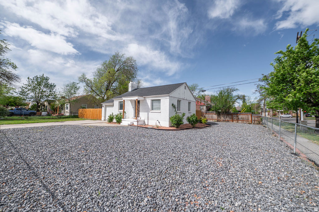 889 N 900 W Salt Lake City, UT 84116