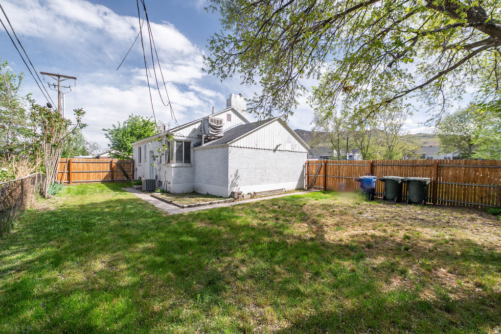 889 N 900 W Salt Lake City, UT 84116