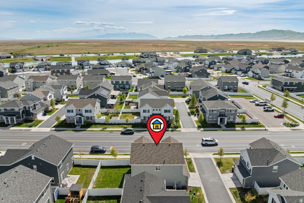 1592 W PARKVIEW DR Syracuse, UT 84075