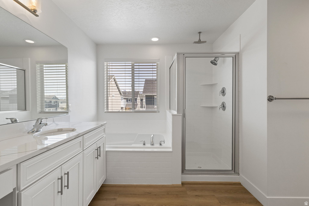 1592 W PARKVIEW DR Syracuse, UT 84075