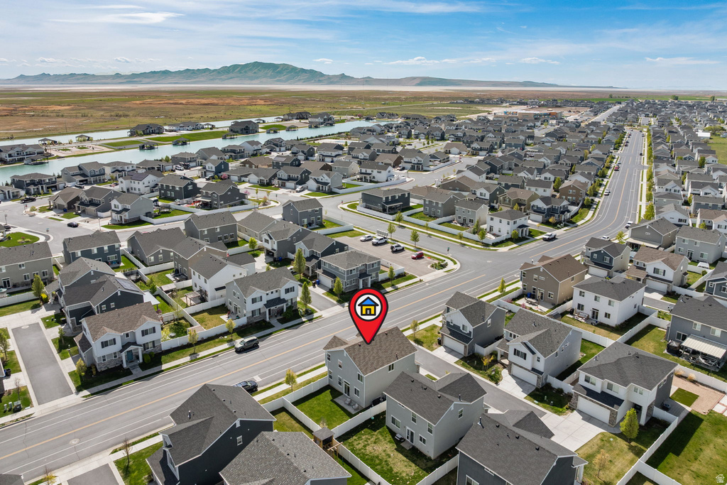 1592 W PARKVIEW DR Syracuse, UT 84075