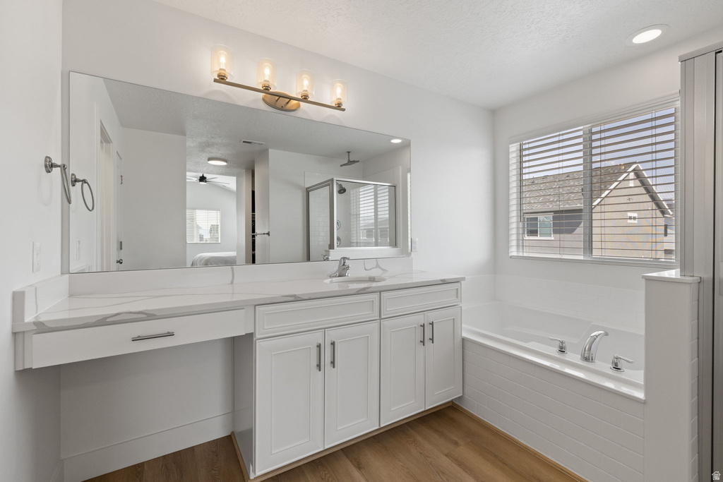 1592 W PARKVIEW DR Syracuse, UT 84075