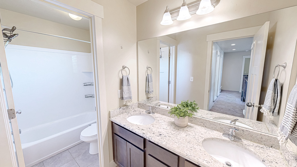 368 E 700 N Springville, UT 84663