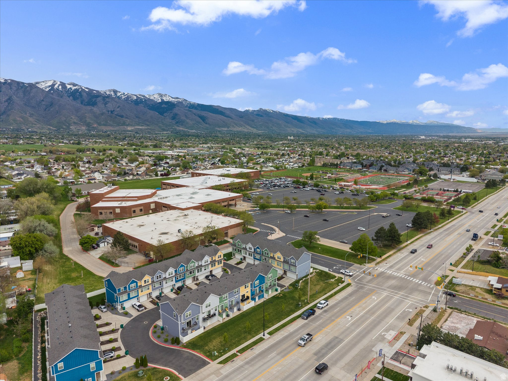 2504 N KNIGHTS LN Layton, UT 84041