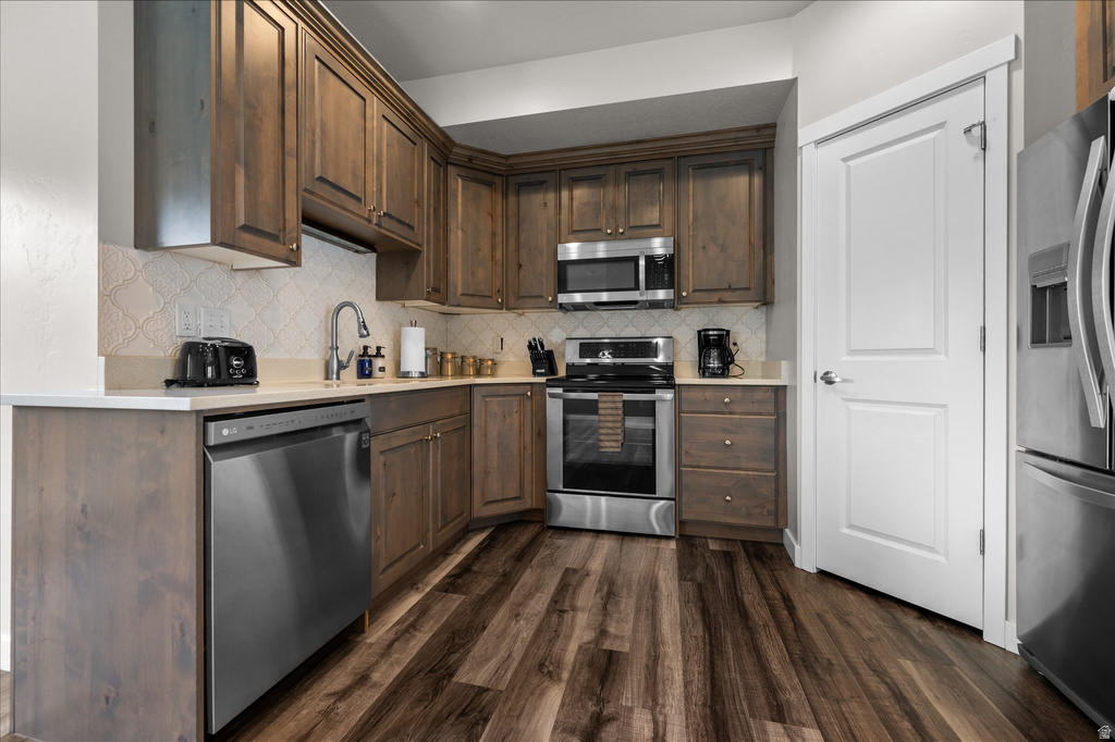 2504 N KNIGHTS LN Layton, UT 84041