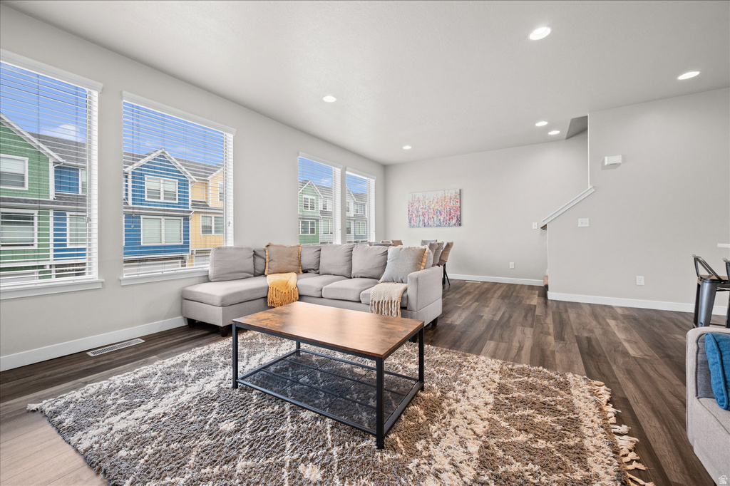 2504 N KNIGHTS LN Layton, UT 84041