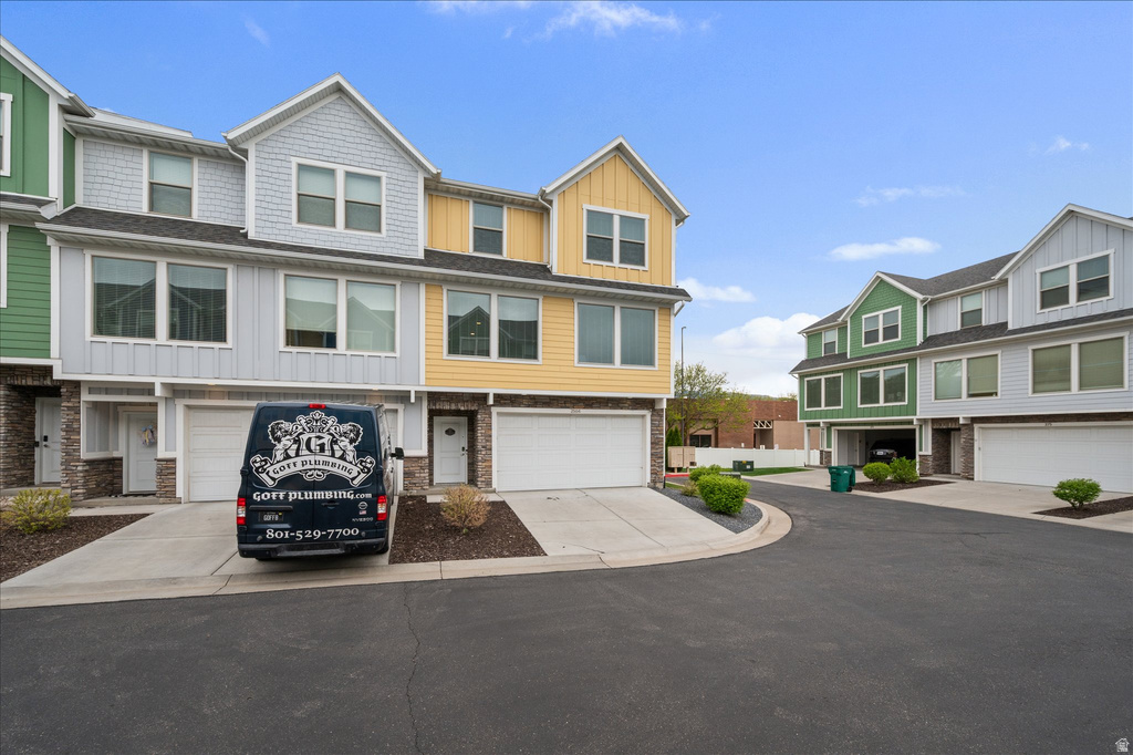 2504 N KNIGHTS LN Layton, UT 84041