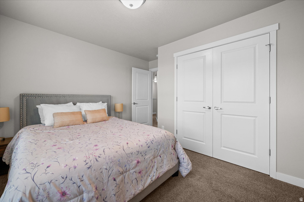 2504 N KNIGHTS LN Layton, UT 84041