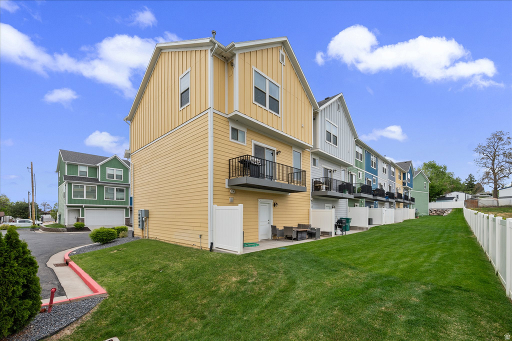 2504 N KNIGHTS LN Layton, UT 84041