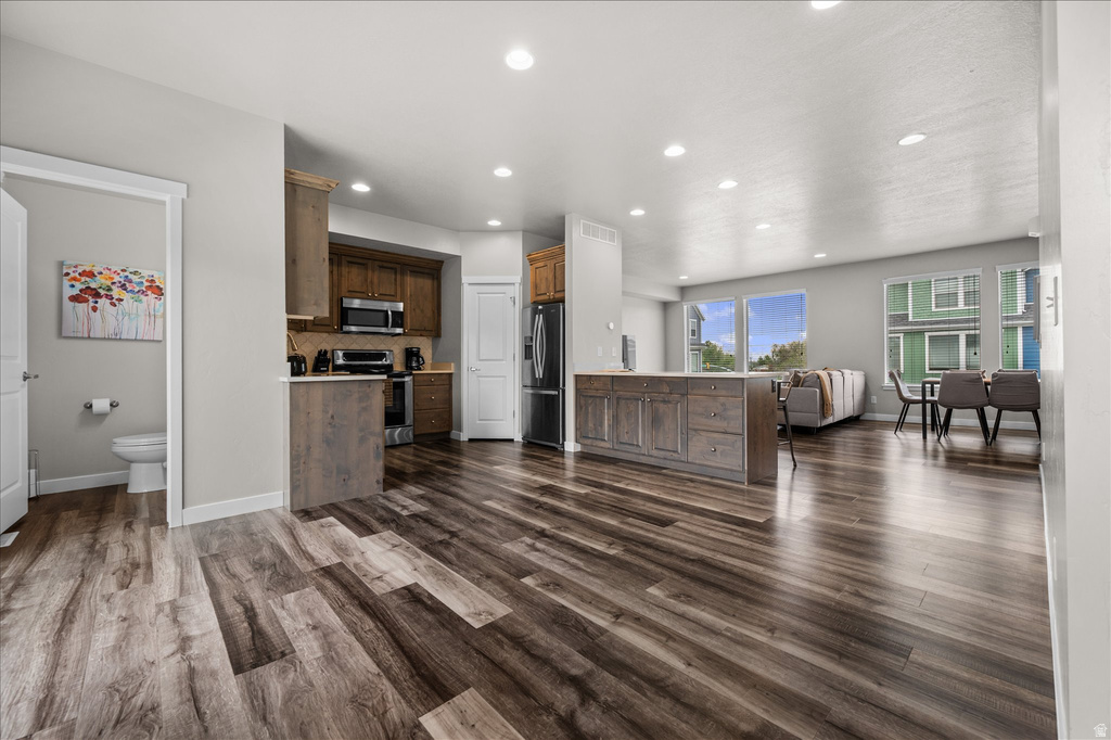 2504 N KNIGHTS LN Layton, UT 84041