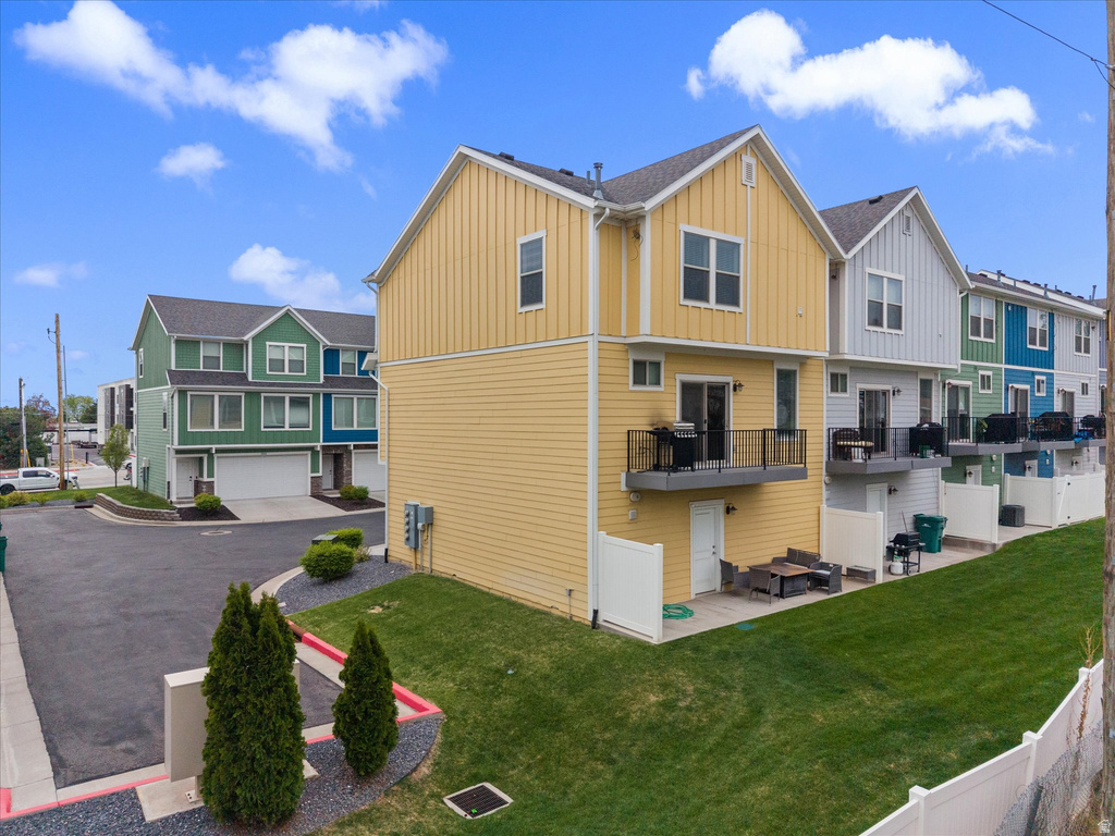 2504 N KNIGHTS LN Layton, UT 84041