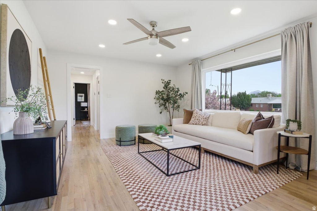 5972 S LA SALLE DR Murray, UT 84123