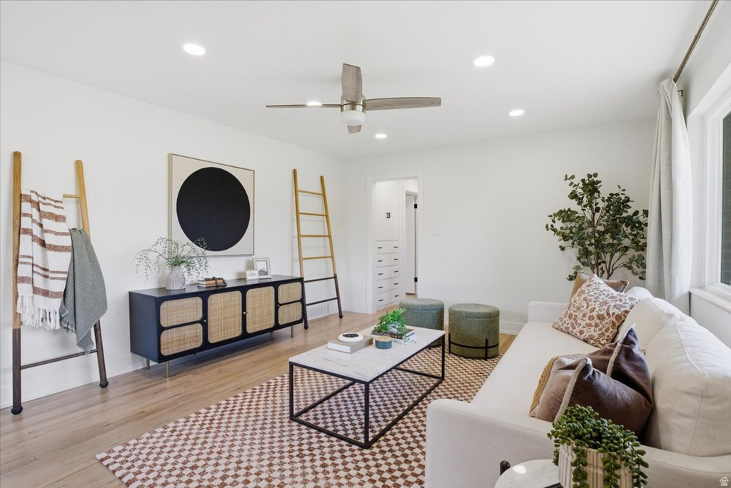 5972 S LA SALLE DR Murray, UT 84123